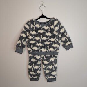 💙 2 for 15 💙 Cat & Jack Fuzzy Neutral Dinosaur Set